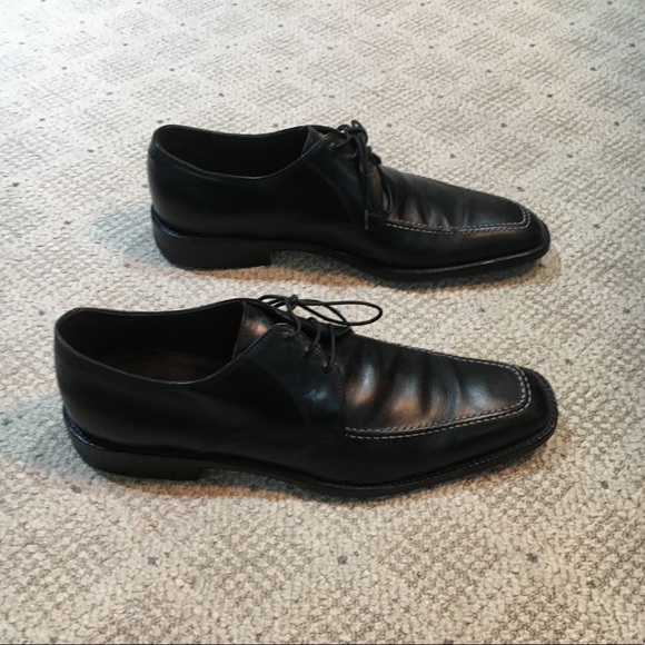 SOLD!!Salvatore Ferragamo Leather Oxford Shoes. - Picture 5 of 12
